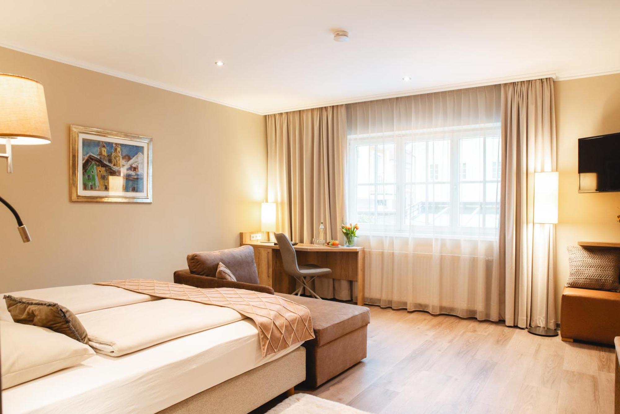 Hotel Krone Mondsee Bagian luar foto