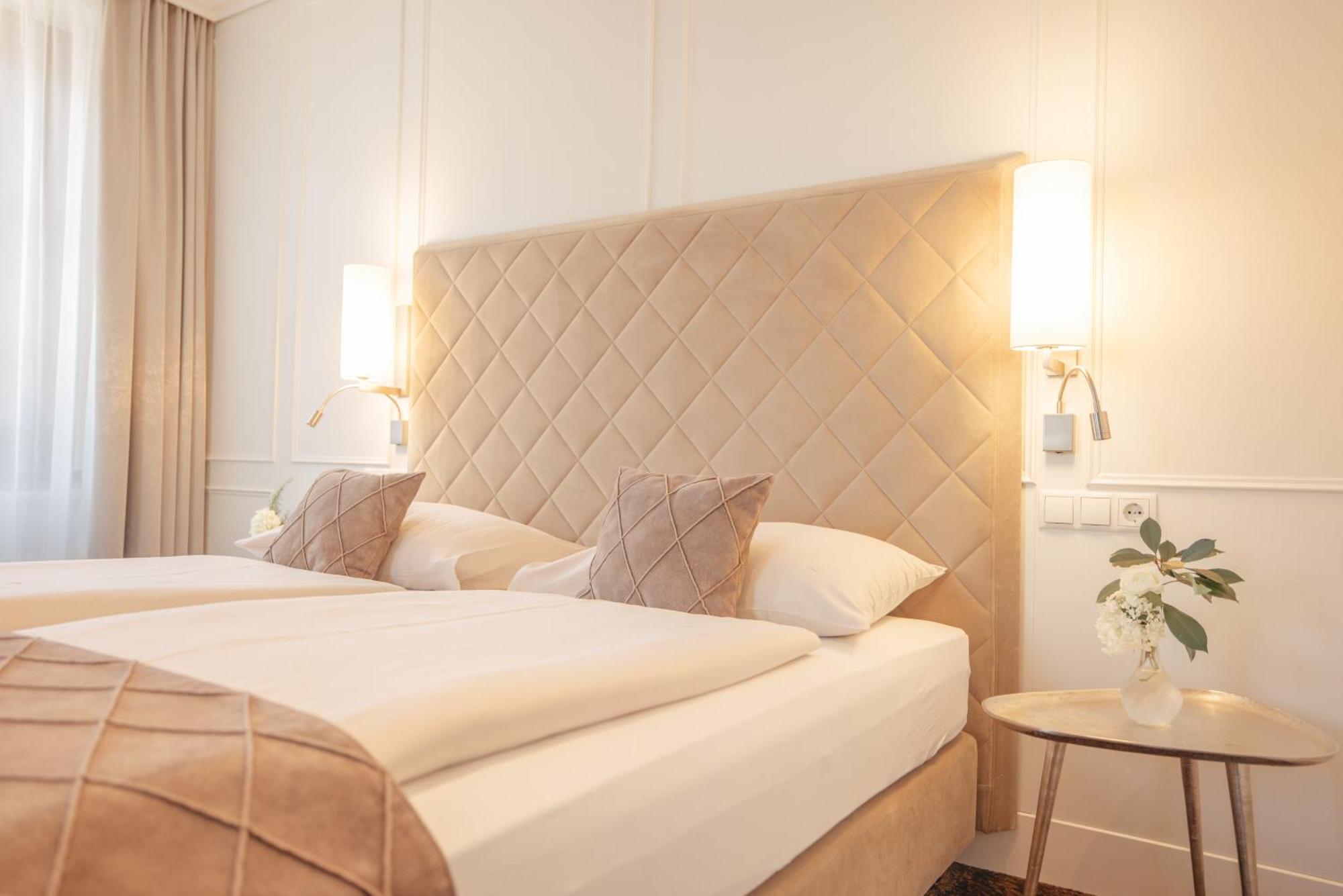 Hotel Krone Mondsee Bagian luar foto