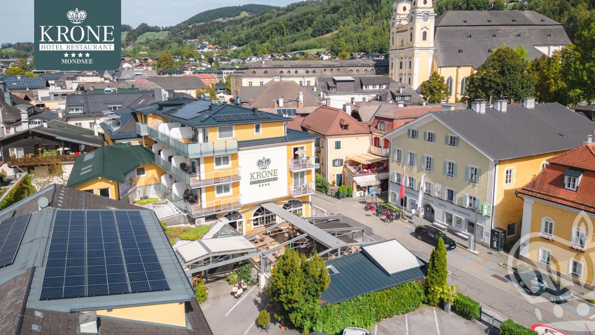 Hotel Krone Mondsee Bagian luar foto