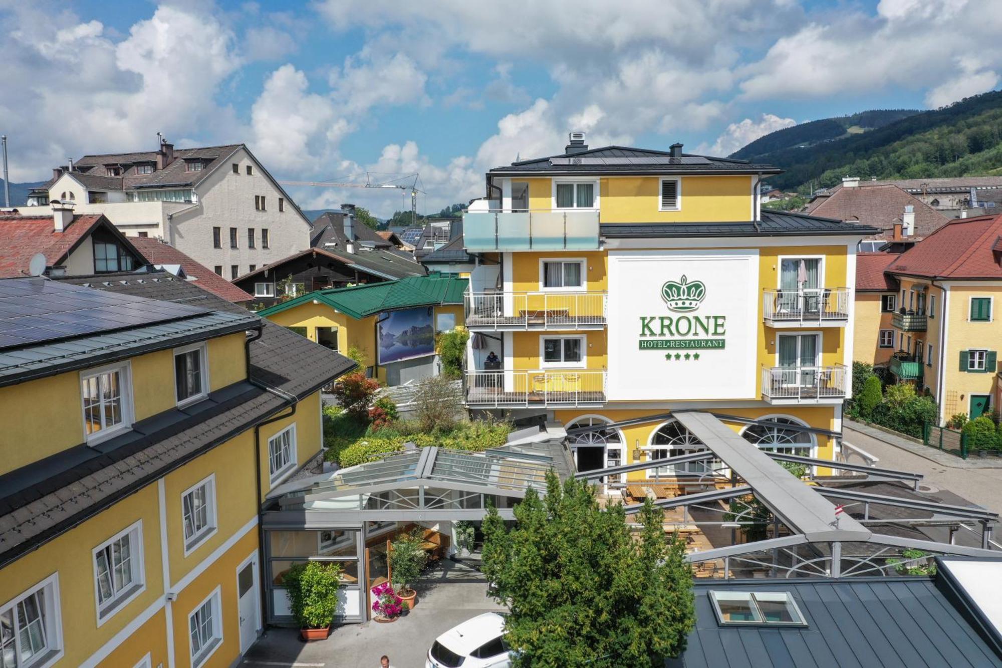 Hotel Krone Mondsee Bagian luar foto